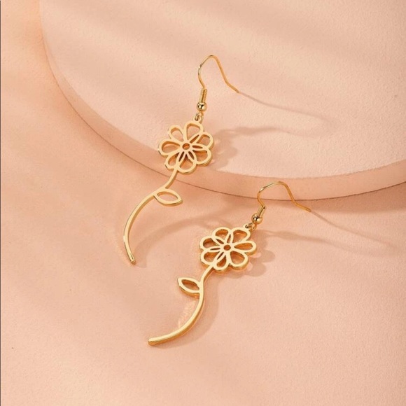 Flower Drop Earrings - Picture 2 of 3